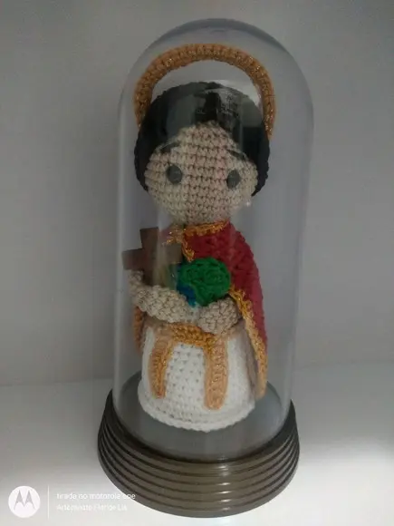 Santo Expedito em crochê Amigurumi+Cúpula