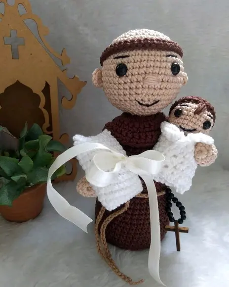 Santo Antônio Amigurumi