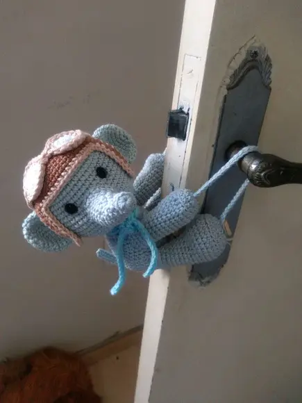 Segura Porta Mini Elefante em Amigurumi