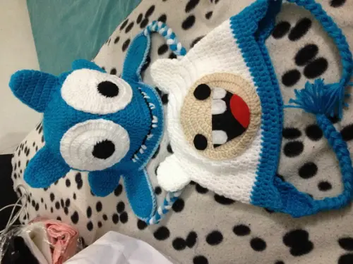 Toucas Em Crochê Infantil - Vários Personagens