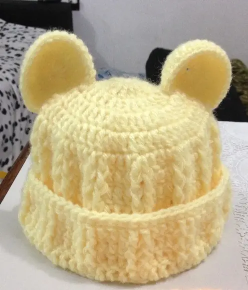 Toucas para Bebês em Tricô e Crochê