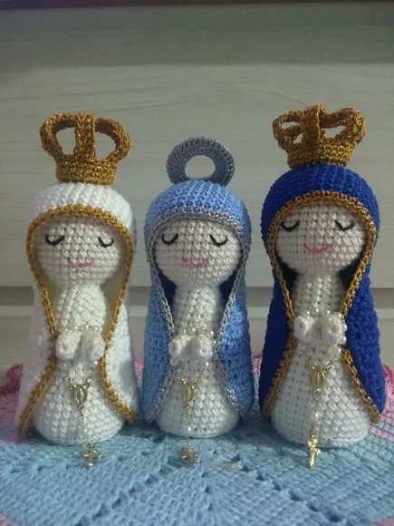 Trio de Santinhas Feitas em Croche