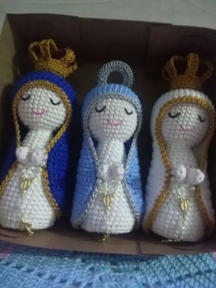 Trio de Santinhas Feitas em Croche