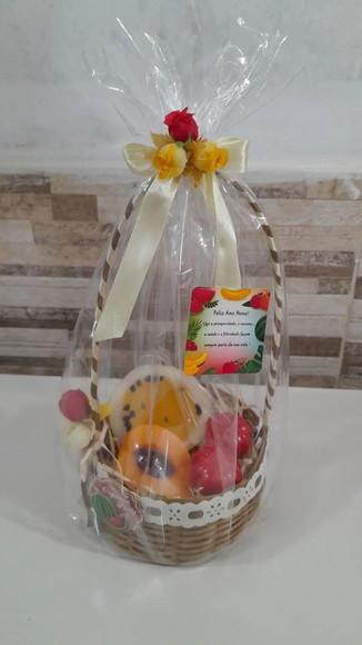 Kit Sabonete de Frutas com Cesta de Vime
