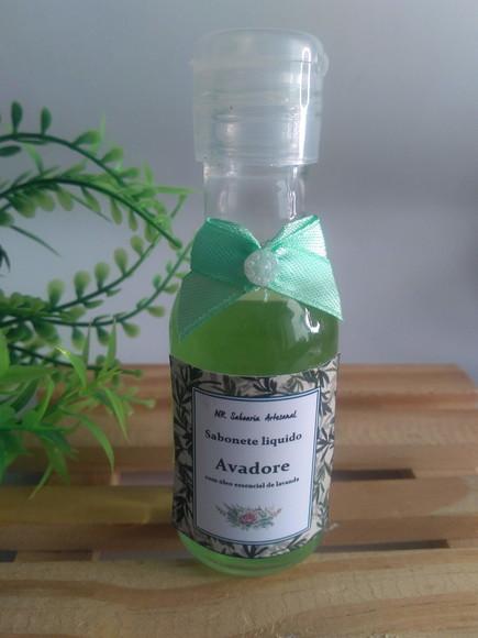 Kit Sabonete Liquido Escalda Pés e Sabonete Flor
