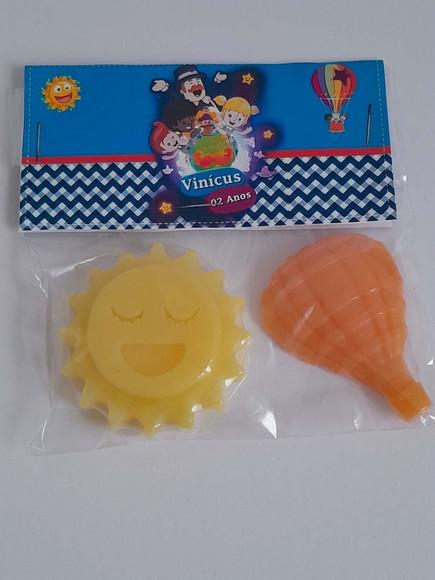 Lembrancinha Mundo Bita Sabonete Sol Feliz e Balão