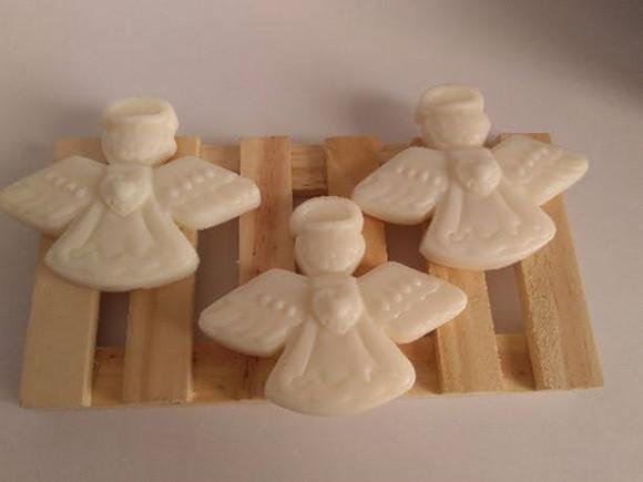 Sabonete Anjo com Mini Terço no Saquinho de Organza