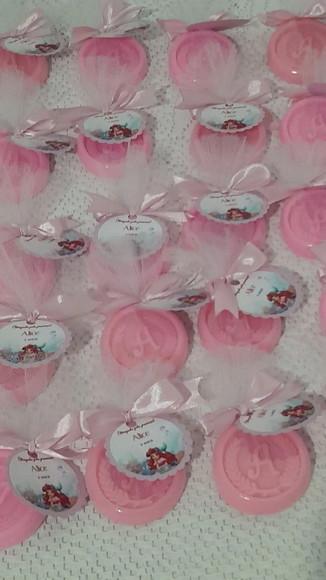 Sabonete Monograma Inicial do Nome Lembrancinha Aniversário