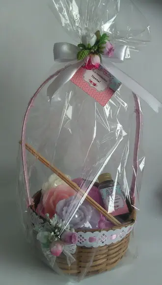 Cesta de Sabonetes e Difusor de Aromas