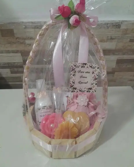 Cesta Kit de Banho com Óleos Essenciais