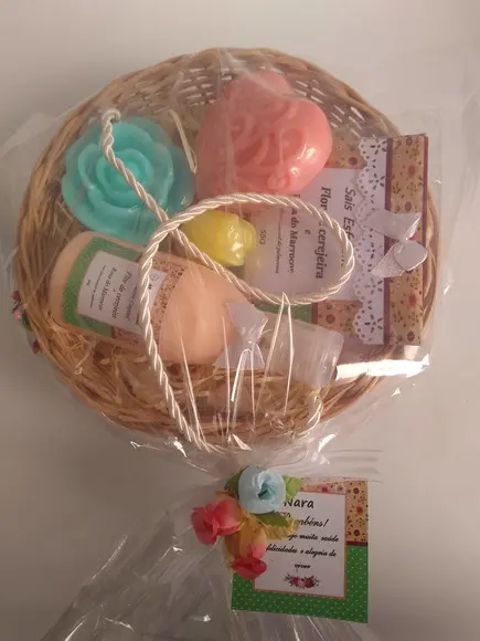 Kit cesta hidratante para o banho