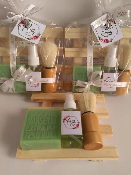 Kit de Barbear no Pallets de Madeira
