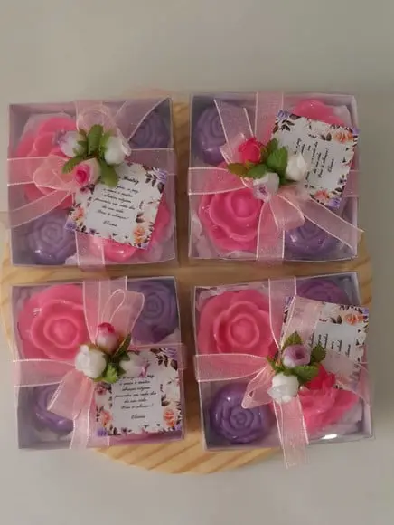 Kit de Sabonetes Personalizado na Caixa de Acetato