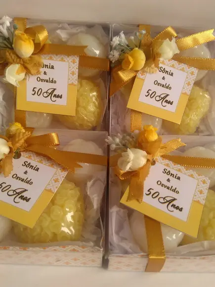Kit de Sabonetes Personalizado na Caixa de Acetato
