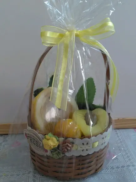 Kit Sabonete de Frutas com Cesta de Vime