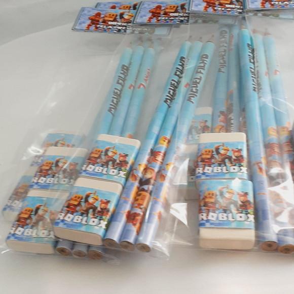 20 Kit Escolar com 3 Lapis + 2 Borrachas Roblox