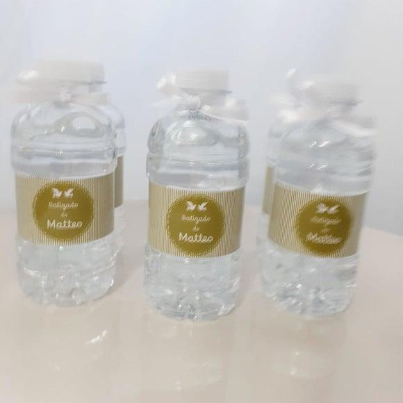 50 Garrafas de Água Mineral com Tag Personalizada