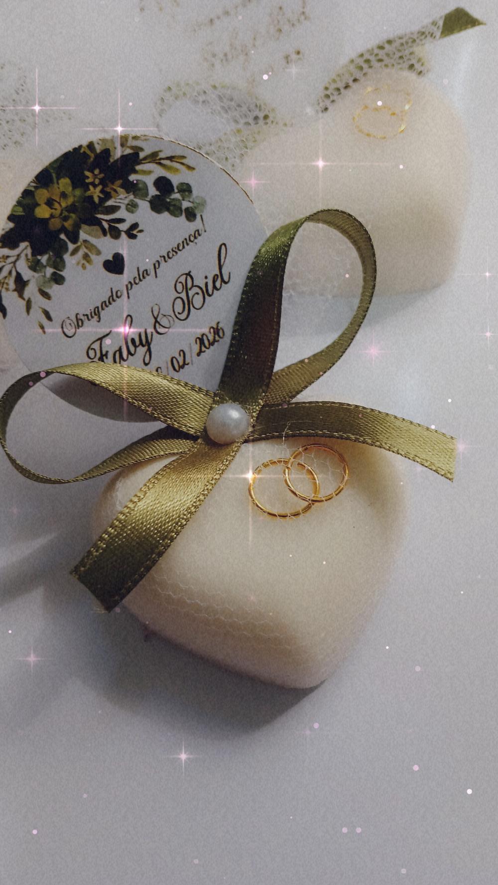 70 Lembrancinha Casamento Sabonete com Mini Alianças