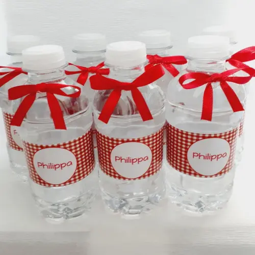 50 Garrafas de Água Mineral com Tag Personalizada