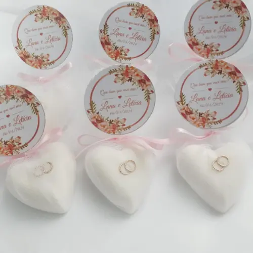 50 Lembrancinha Casamento Sabonete com Mini Alianças