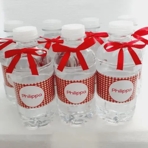 50 Garrafas de Água Mineral com Tag Personalizada