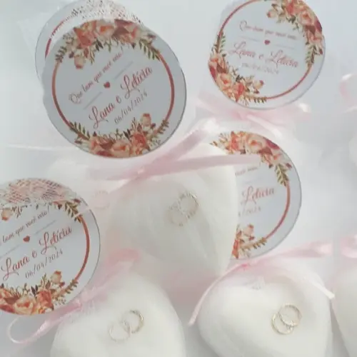 50 Lembrancinha Casamento Sabonete com Mini Alianças