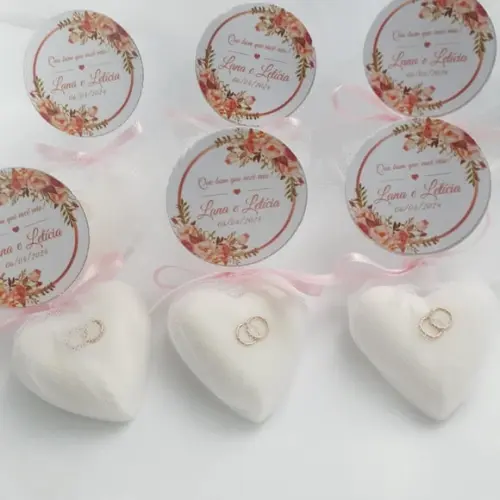 50 Lembrancinha Casamento Sabonete com Mini Alianças