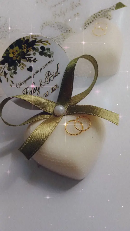 70 Lembrancinha Casamento Sabonete com Mini Alianças