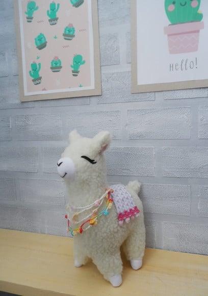 Lhama em Carapinha para Decoração