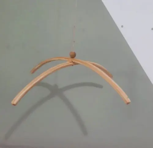 Suporte x para Móbiles Curvado Pinus