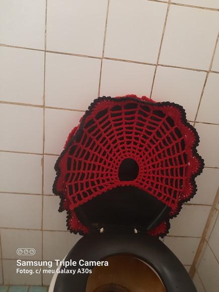 Jogo de Banheiro Minnie Rendado.