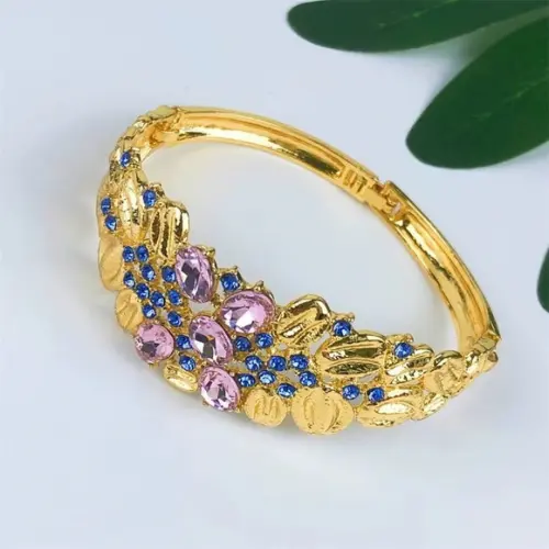 Conjunto de Joias Folheadas a Ouro 18k | Design de Luxo