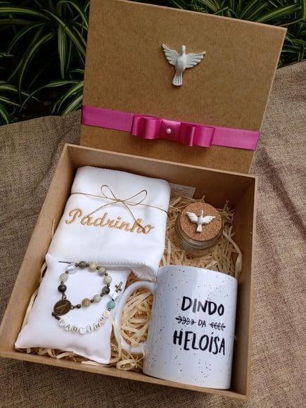 Convite para Padrinhos de Batismo com Toalha, Vela, Terço