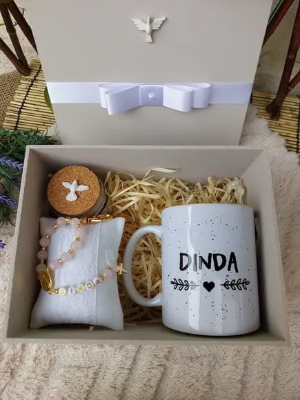 Convite ou Lembrança para Madrinhas com Chaveiro Terço