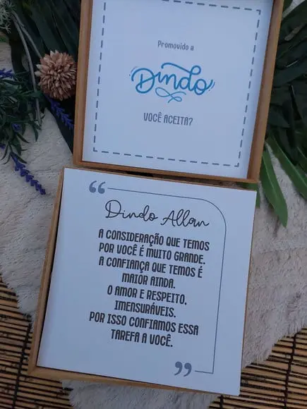 Convite Padrinho Batismo com Quadro Bordado