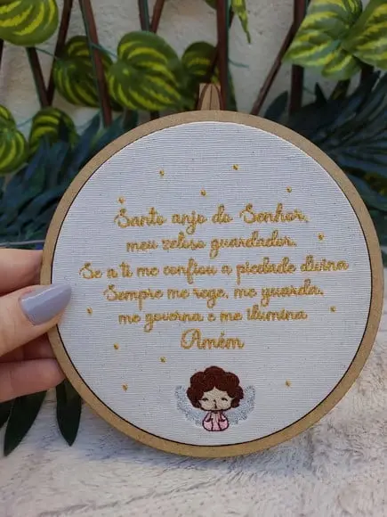 Quadro Bordado Anjo da Guarda