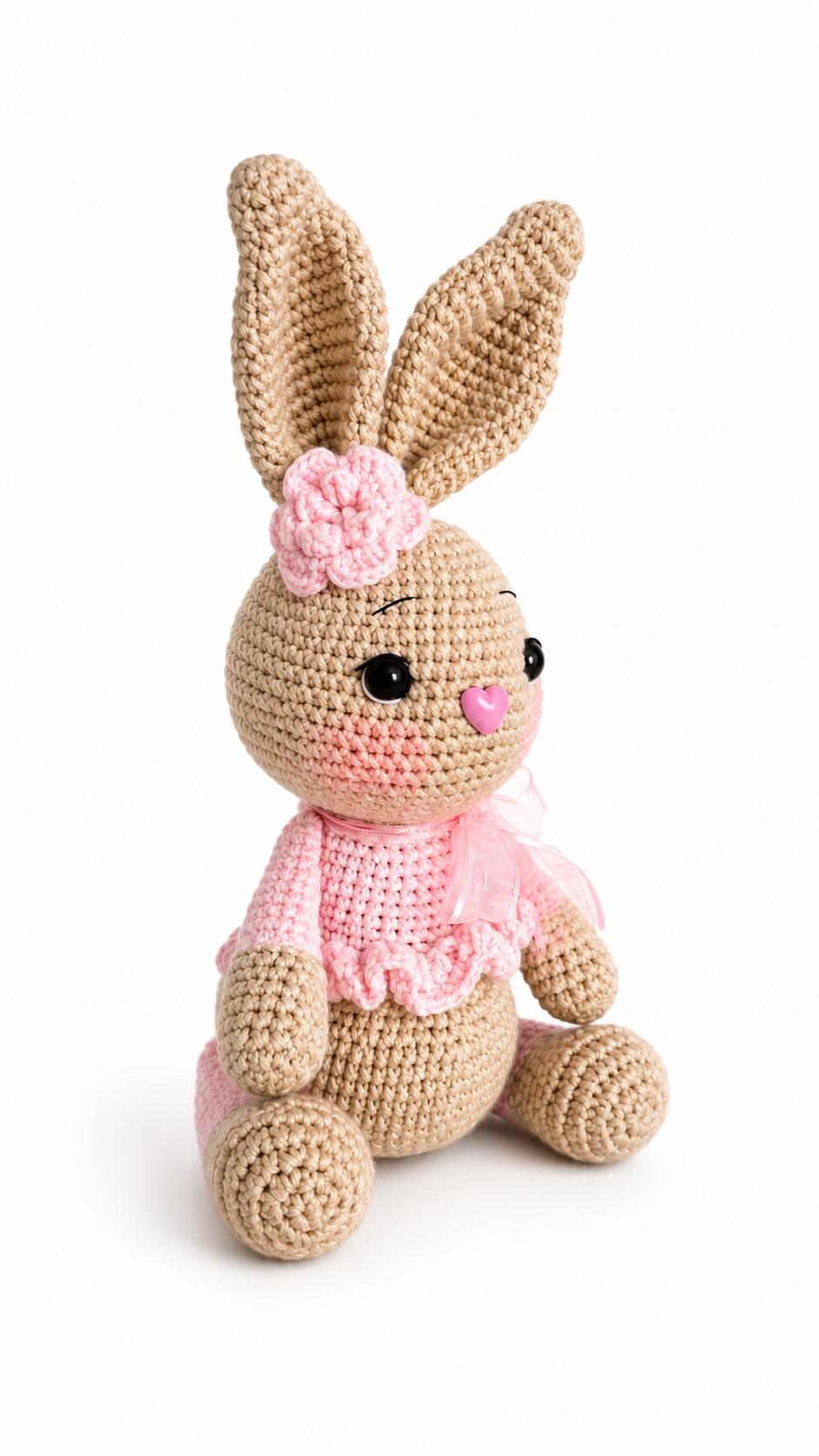 Coelhinha Amigurumi Delicada em Crochê – Feita à Mão com Amo