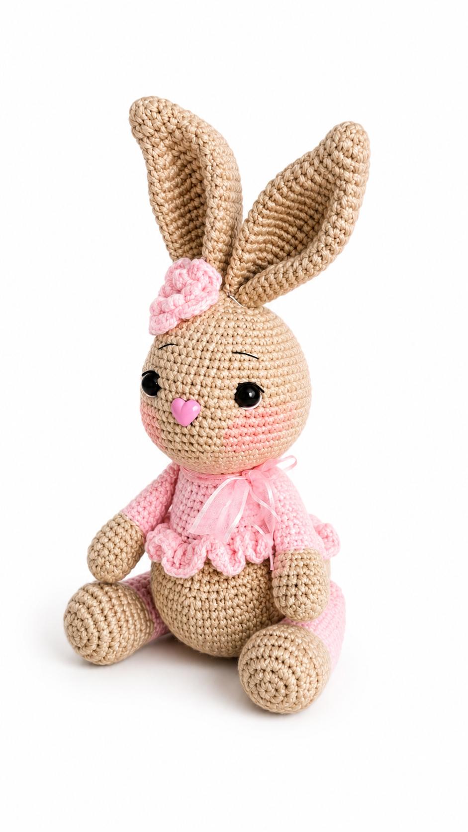Coelhinha Amigurumi Delicada em Crochê – Feita à Mão com Amo
