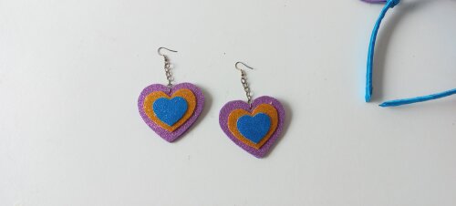 Tiara corações lilas e azul