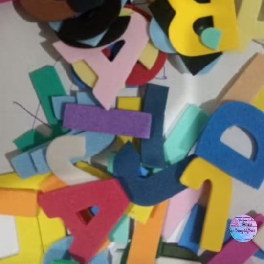 200 Letras 3cm em EVA  Liso Sem Glitter