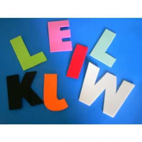 200 Letras 3cm em EVA  Liso Sem Glitter
