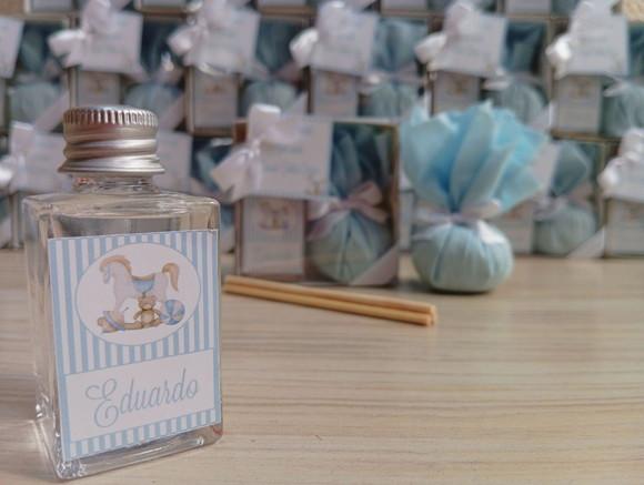 Kit Aromatizador de Varetas 30ml e Sachê Perfumado