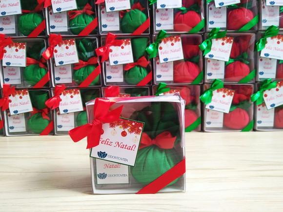 Kit Aromatizador de Varetas 30ml e Sachê Perfumado Natal