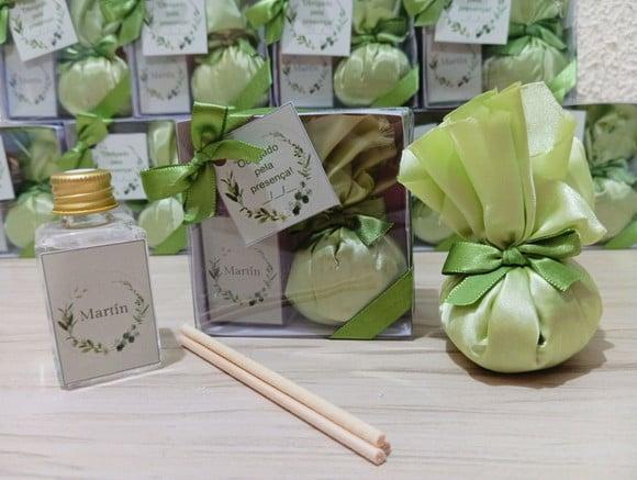 Lembrancinha Aromatizador de Varetas e Sachê Perfumado