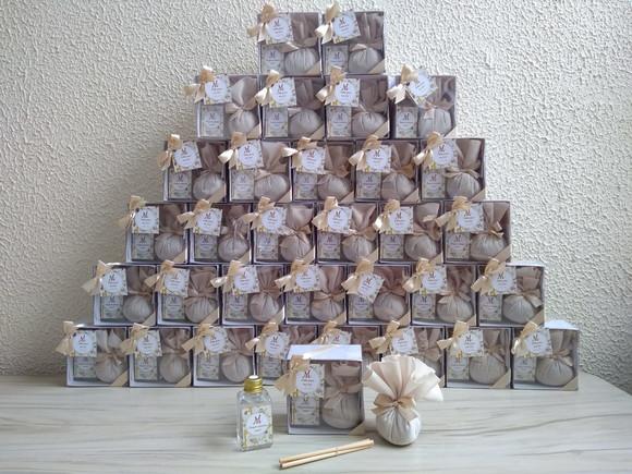 Lembrancinha Aromatizador de Varetas e Sachê Perfumado