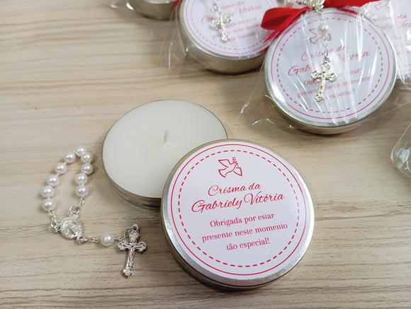 Lembrancinha de Crisma Vela Perfumada e Mini Terço
