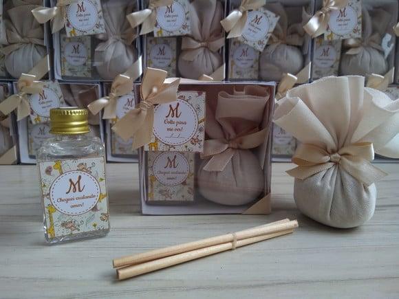 Lembrancinha Aromatizador de Varetas e Sachê Perfumado