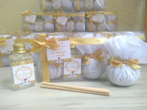 Lembrancinha de Casamento Aromatizador e Sachês