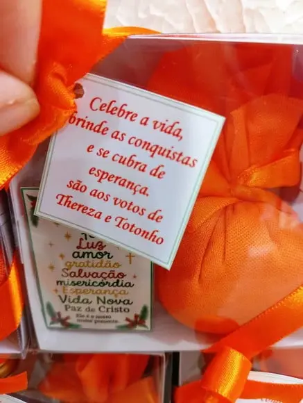 Caixinha com Aromatizador de Varetas 30ml e Sachê Perfumado