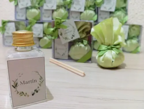 Lembrancinha Aromatizador de Varetas e Sachê Perfumado